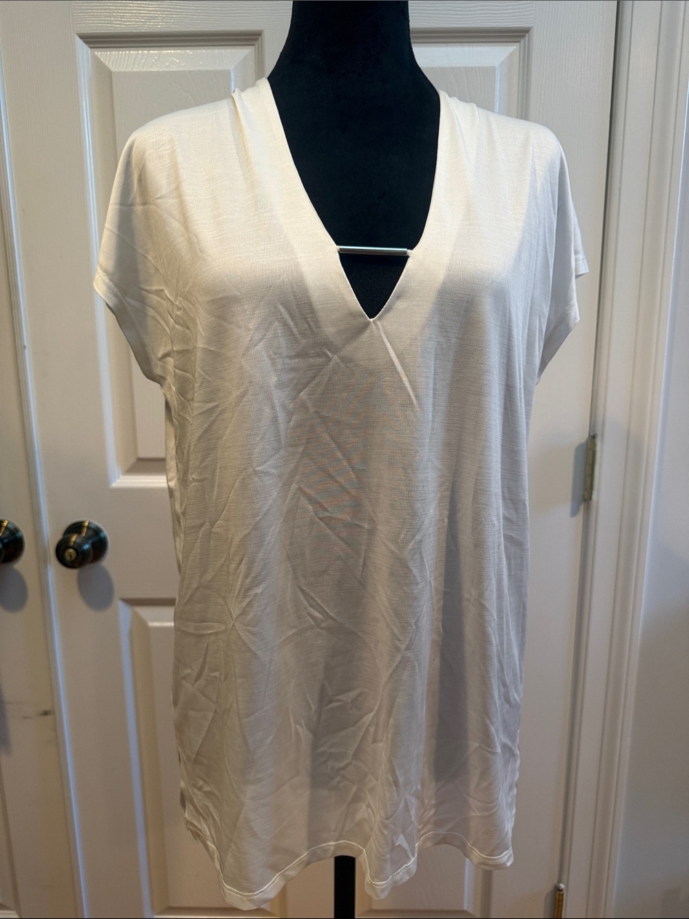 Zara White V-Neck Short Sleeve Tunic Top